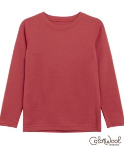Myk og varm genser fra ColorWool Merino. Sitter fint i halsen og har litt ekstra lengde så den ikke glir opp. Laget av 95% merinoull og 5% polyamid. En super ullkvalitet som holder seg fint vask etter vask. Sertifisert med Standard 100 fra OEKO-TEX®.