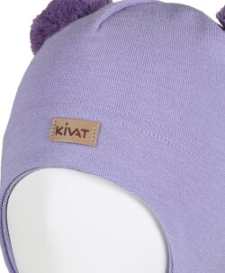KIVAT lue med vindstopper i ull/silke med knyting og to dusker syrin